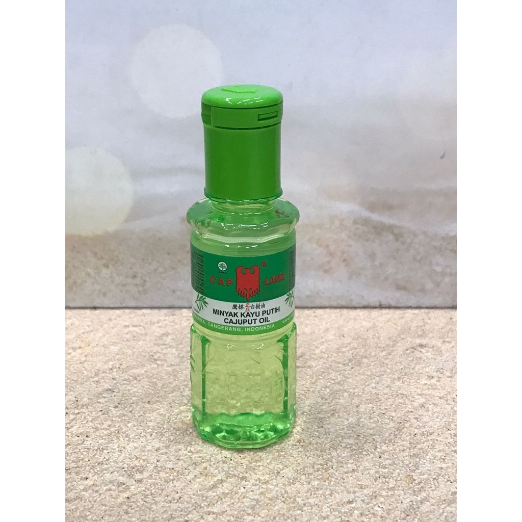 Minyak Kayu Putih Cap lang 30ml
